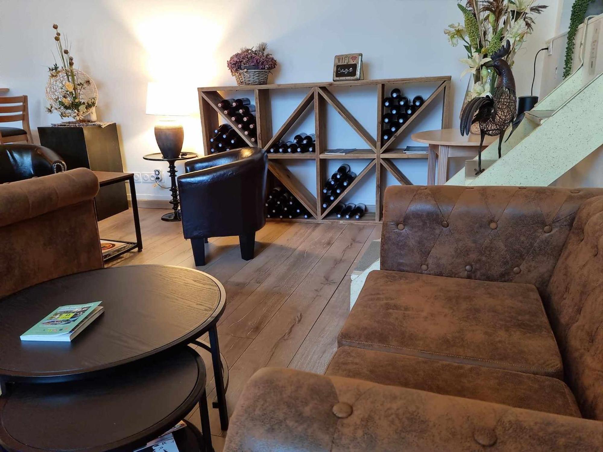 Logis Hotel Schaeffer- Restaurant Le Saint Georges Serrières-en-Chautagne Extérieur photo